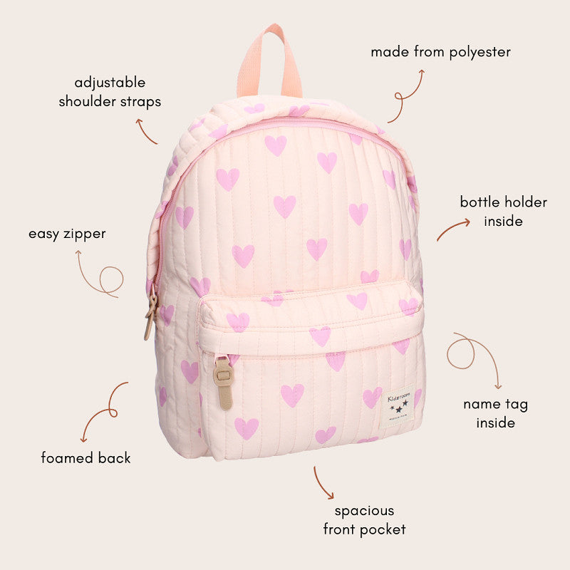Roze kinderrugzak uit de Magical Meadows collectie met vrolijke hartjesprint, dubbel ritsvak en verstelbare schouderbanden